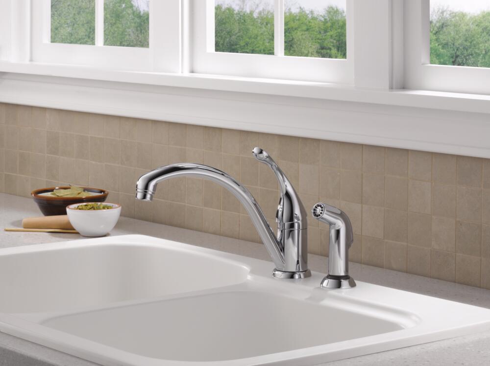 Delta Collins Single Handle Kitchen Faucet with Spray
