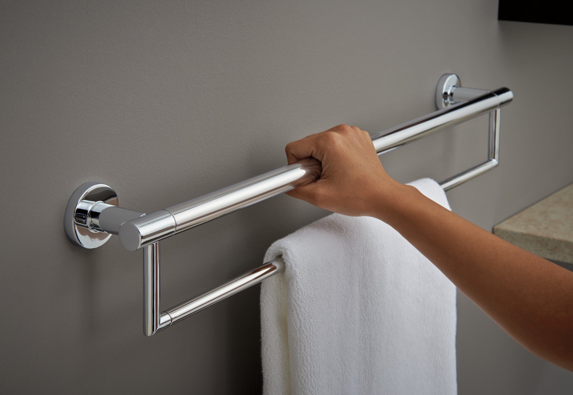 Delta Decor Assist 24 in. Towel Bar with Assist Bar