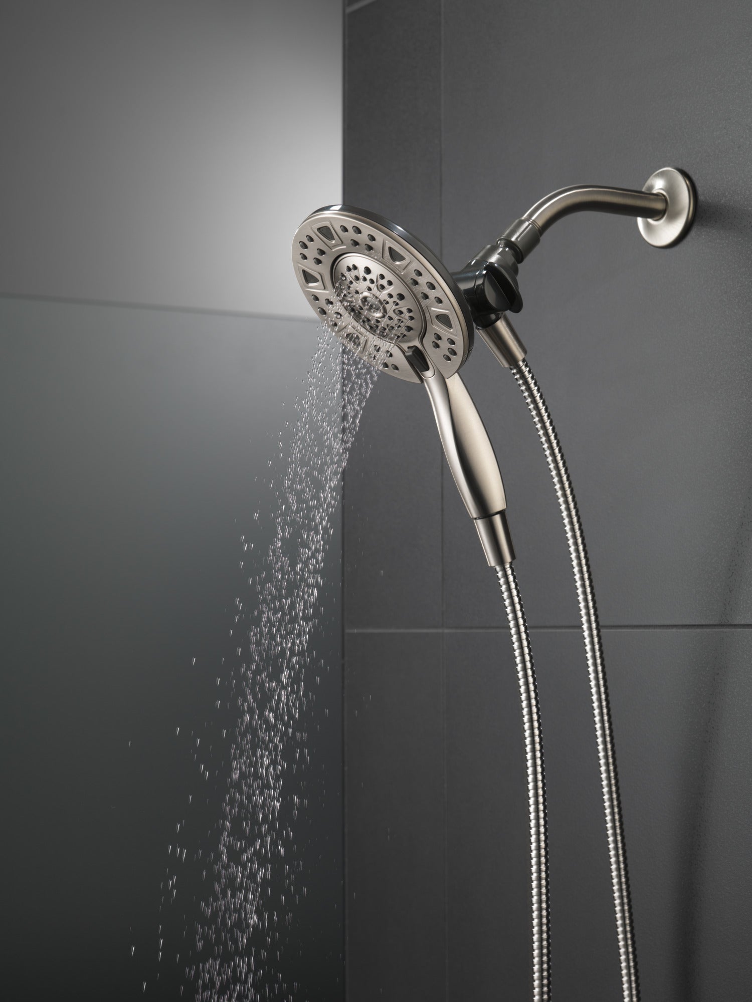 Delta In2ition 4-Setting Combination Showering