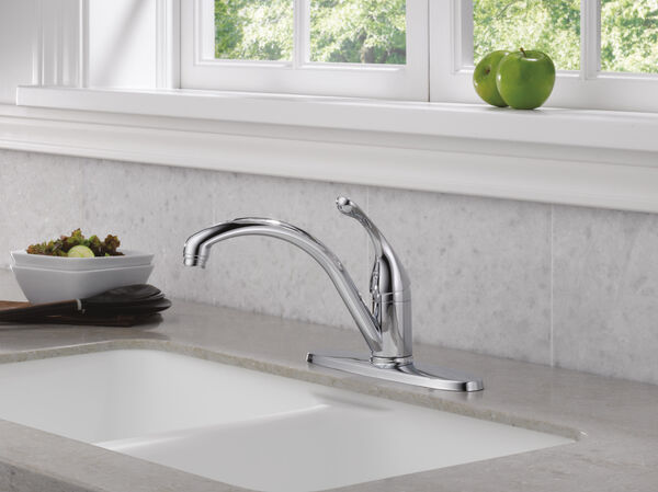 Delta Collins Single Handle Kitchen Faucet Certified Refurbished