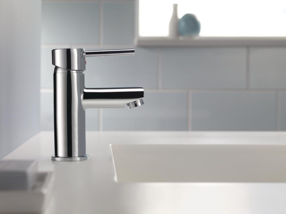 Delta Trinsic Single Handle Bathroom Sink Faucet 1.0 GPM Project Pack