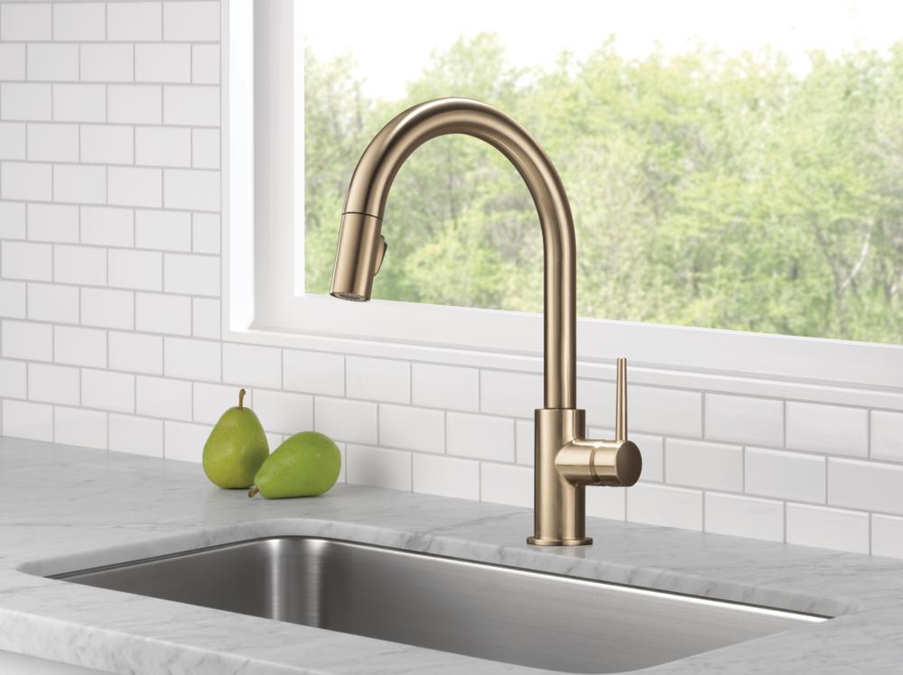 Delta Trinsic Pull-Down Kitchen Faucet