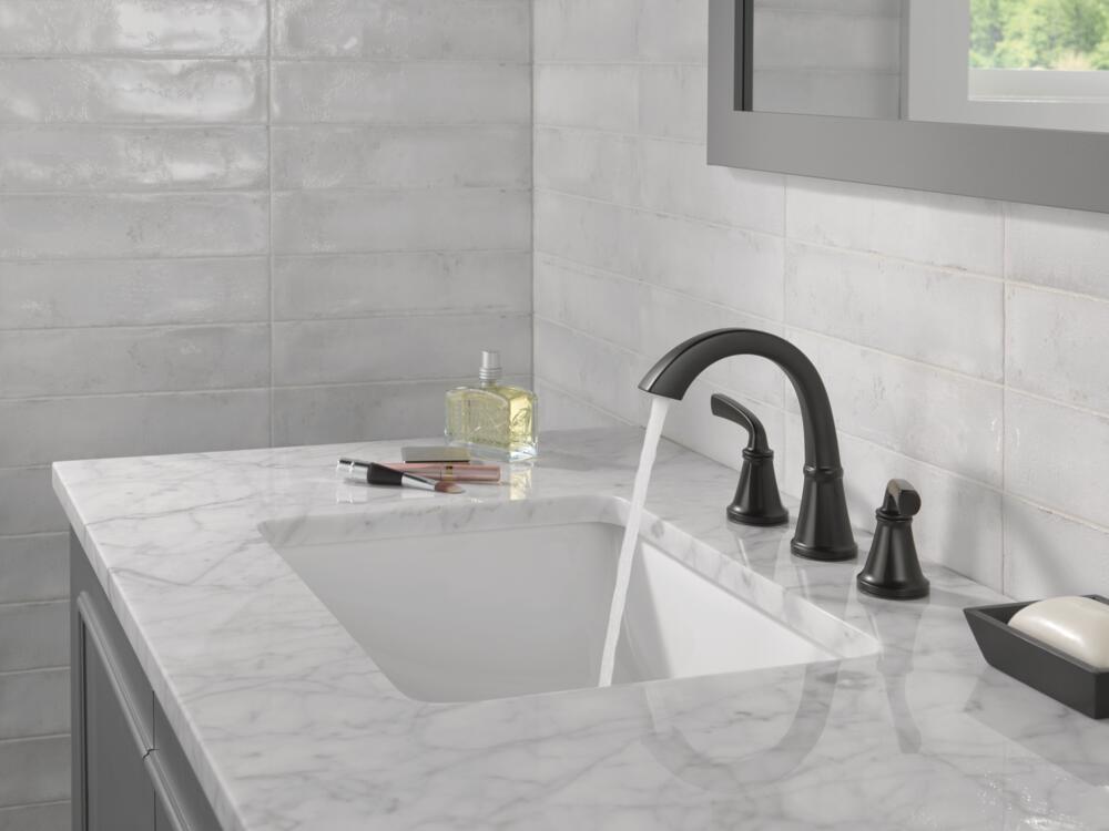 Delta Geist 2 Handle Widespread Bathroom Sink Faucet Certified Refurbished