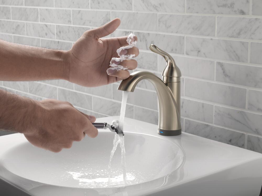 Delta Lahara Single Handle Bathroom Faucet with Touch2O